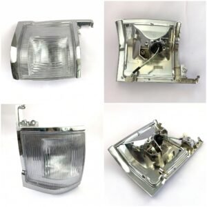 Toyota Hiace 1993 corner light turn signal assembly Crystal PMMA lens for Toyota Hiace 1993 corner lamp 12V halogen turn signal bulb for Hiace van 1993 Front view of aftermarket Toyota Hiace corner light Toyota Hiace van 1993 replacement turn signal OE 212