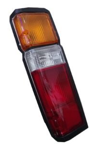 Tri-color amber clear and red tail lamp for Toyota Hiace LH51

Rear view of white Toyota Hiace LH51 with installed corner tail lights

Black trim rear tail light assembly for Toyota Hiace Shell Model

Front and side view of silver Toyota Hiace LH51 van

Left and right replacement tail light set for Toyota Hiace LH51