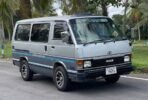 Toyota Hiace LH51 Shell Model Tail Light Assembly Set - Image 4